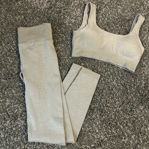 Cream workout set